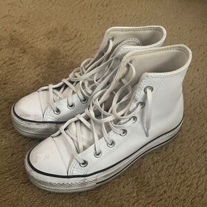 Chuck Taylor All Star Leather Platform